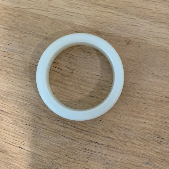 Jade bangle - Picture 5 of 5